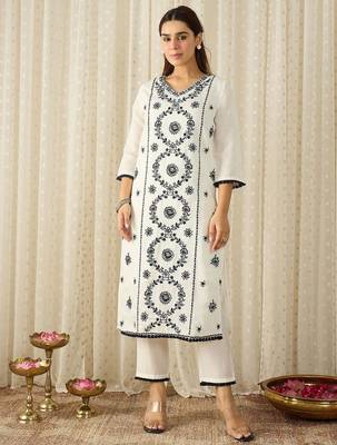 Women Ethnic Motifs Embroidered Regular Thread Work Kurta with Trousers & With Dupatta 5