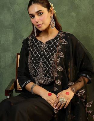 Women Ethnic Motifs Embroidered Regular Thread Work Liva Kurta with Trousers & With Dupatta 2