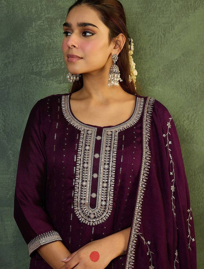 Women Ethnic Motifs Embroidered Regular Kurta with Patiala & With Dupatta
