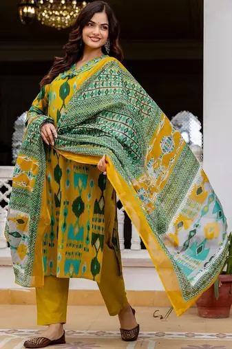 Women Ethnic Motifs Printed Regular Pure Cotton Kurta with Trousers & With Dupatta
