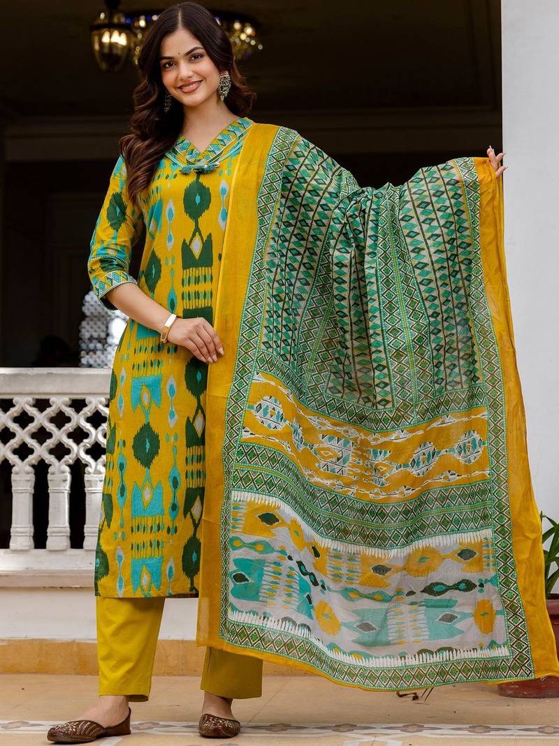 Women Ethnic Motifs Printed Regular Pure Cotton Kurta with Trousers & With Dupatta