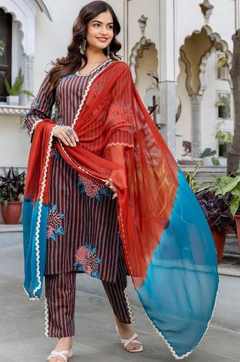 Women Printed Regular Beads and Stones Pure Cotton Kurta with Trousers & With Dupatta