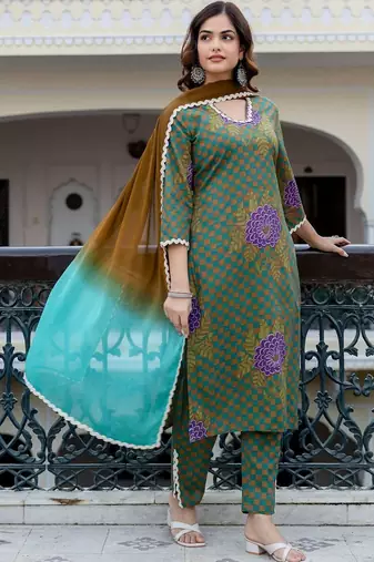 Women Printed Regular Pure Cotton Kurta with Trousers & With Dupatta