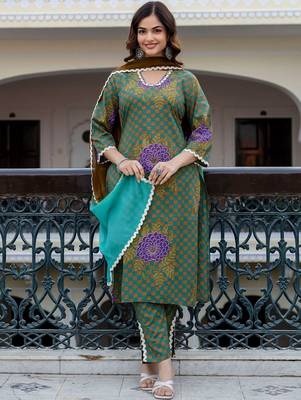 Women Printed Regular Pure Cotton Kurta with Trousers & With Dupatta 5
