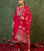 Women Ethnic Motifs Embroidered Regular Kurta with Trousers & With Dupatta