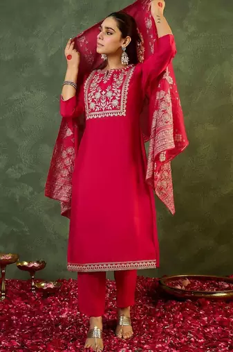 Women Ethnic Motifs Embroidered Regular Kurta with Trousers & With Dupatta