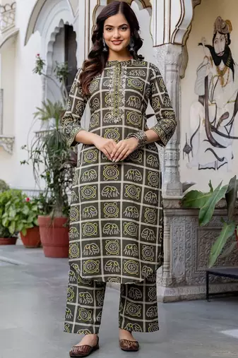 Women Ethnic Motifs Printed Regular Pure Cotton Kurta with Trousers