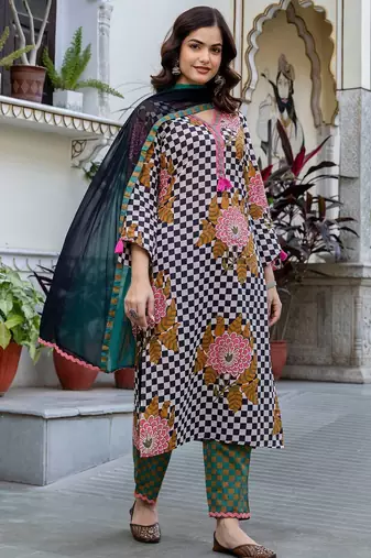 Women Printed Regular Pure Cotton Kurta with Trousers & With Dupatta