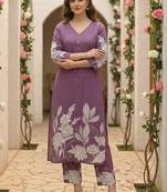Women Floral Printed Regular Pure Cotton Kurta with Trousers