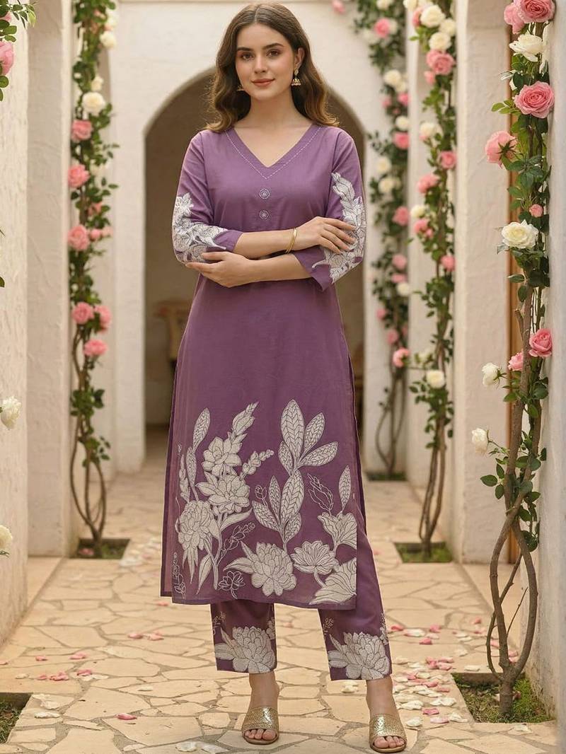 Women Floral Printed Regular Pure Cotton Kurta with Trousers