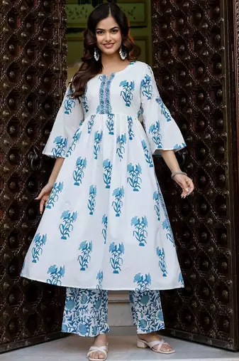 Women Floral Printed Tiered Pure Cotton Kurta with Palazzos