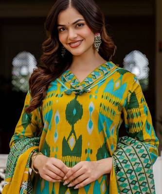 Women Ethnic Motifs Printed Regular Pure Cotton Kurta with Trousers & With Dupatta 2