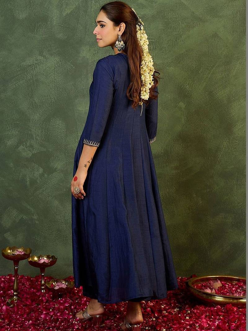 Women Ethnic Motifs Embroidered Panelled Thread Work Kurta with Trousers