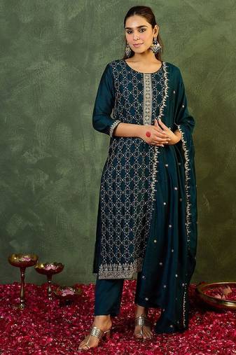 Ethnic Motifs Embroidered Regular Thread Work Kurta with Trousers & Dupatta