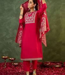 Women Ethnic Motifs Embroidered Regular Thread Work Kurta with Trousers & With Dupatta