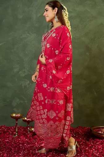 Women Ethnic Motifs Embroidered Regular Thread Work Kurta with Trousers & With Dupatta