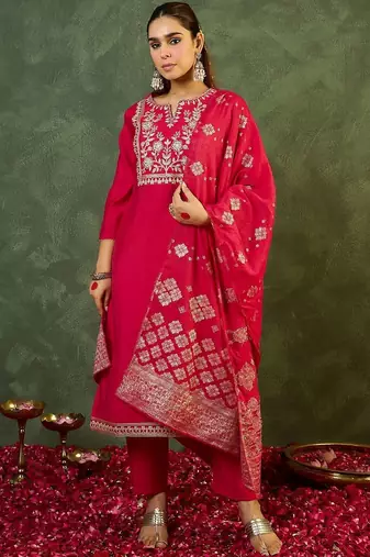 Women Ethnic Motifs Embroidered Regular Thread Work Kurta with Trousers & With Dupatta