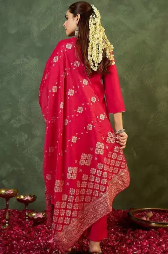 Women Ethnic Motifs Embroidered Regular Thread Work Kurta with Trousers & With Dupatta