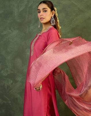 Women Ethnic Motifs Embroidered Regular Thread Work Kurta with Trousers & With Dupatta 6