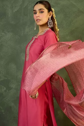 Women Ethnic Motifs Embroidered Regular Thread Work Kurta with Trousers & With Dupatta