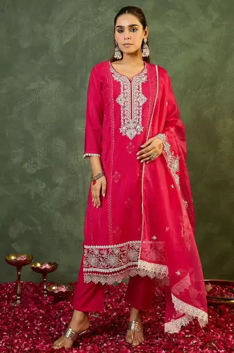 Women Ethnic Motifs Embroidered Regular Thread Work Kurta with Trousers & With Dupatta