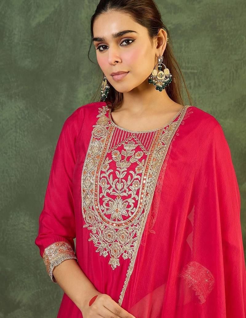 Women Ethnic Motifs Regular Kurta with Trousers & With Dupatta
