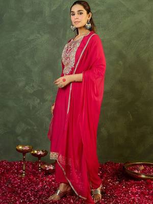 Women Ethnic Motifs Regular Kurta with Trousers & With Dupatta 3