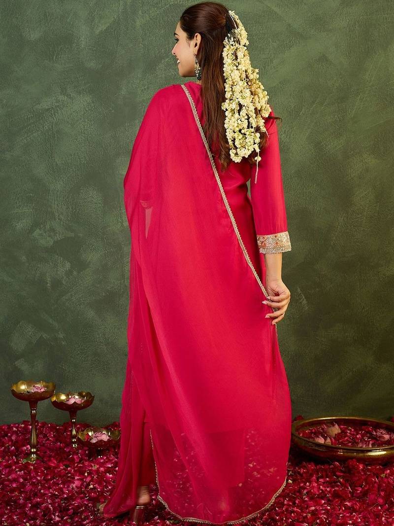 Women Ethnic Motifs Regular Kurta with Trousers & With Dupatta