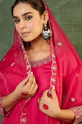 Women Ethnic Motifs Embroidered Regular Thread Work Kurta with Palazzos & With Dupatta