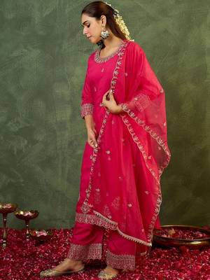 Women Ethnic Motifs Embroidered Regular Thread Work Kurta with Palazzos & With Dupatta 3