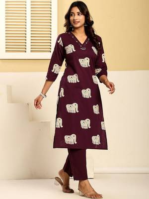 Women Ethnic Motifs Printed Regular Thread Work Pure Cotton Kurta with Trousers 1