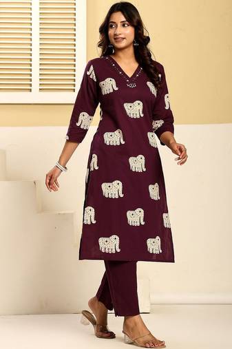 Women Ethnic Motifs Printed Regular Thread Work  Cotton Kurta with Trousers