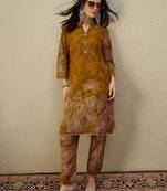 Women Floral Printed Regular Pure Cotton Kurta with Trousers