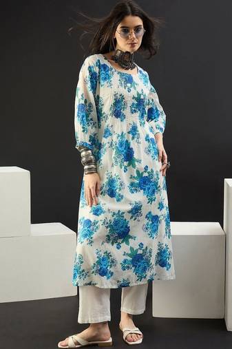 Women Floral Printed Pleated Pure Cotton Kurta with Trousers