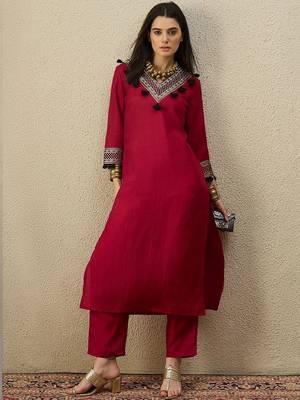 Women Regular Kurta with Trousers 2