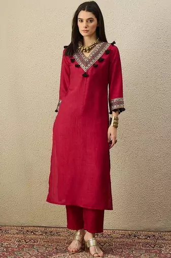 Women Regular Kurta with Trousers