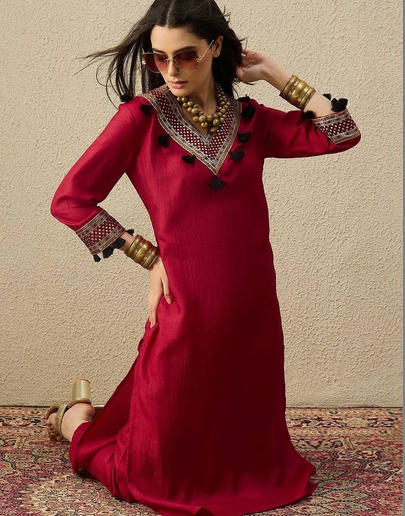 Women Regular Kurta with Trousers