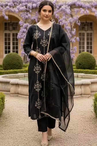 Women Ethnic Motifs Embroidered Regular Thread Work Liva Kurta with Trousers & With Dupatta