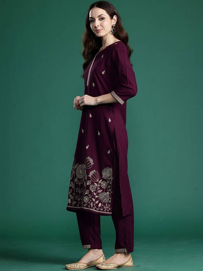 Women Floral Embroidered Regular Thread Work Kurta with Trousers