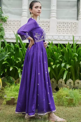 Women Ethnic Motifs Embroidered Panelled Thread Work Kurta with Trousers