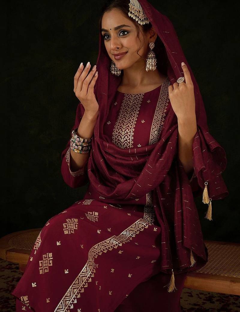 Women Ethnic Motifs Regular Kurta with Trousers & With Dupatta