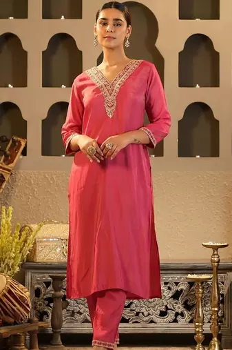 Women Ethnic Motifs Embroidered Regular Kurta with Trousers