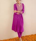 Women Ethnic Motifs Embroidered Panelled Thread Work Kurta with Trousers