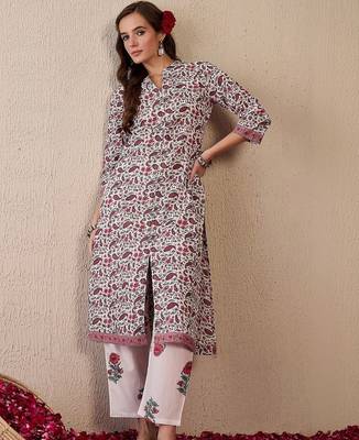 Women Floral Printed Regular Pure Cotton Kurta With Trousers 1
