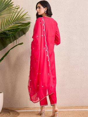 Women Ethnic Motifs Embroidered Regular Thread Work Liva Kurta with Trousers & With Dupatta 4