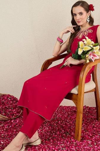 Women Ethnic Motifs Embroidered Regular Thread Work Kurta with Trousers