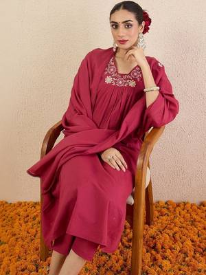Women Ethnic Motifs Embroidered Panelled Thread Work Pure Cotton Kurta with Trousers & With Dupatta 3