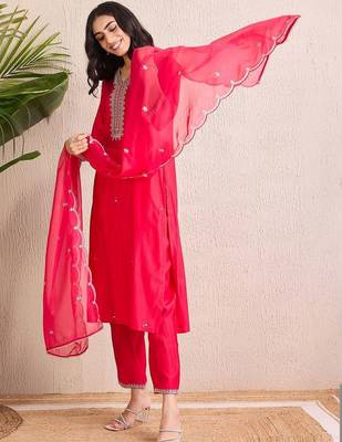 Women Ethnic Motifs Embroidered Regular Thread Work Liva Kurta with Trousers & With Dupatta 2