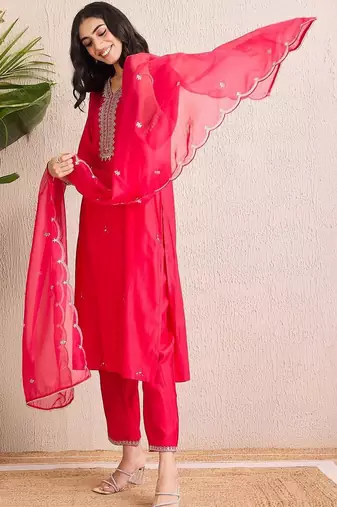 Women Ethnic Motifs Embroidered Regular Thread Work Liva Kurta with Trousers & With Dupatta