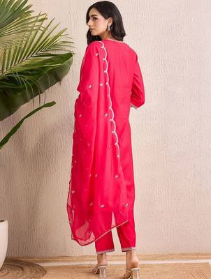 Women Ethnic Motifs Embroidered Regular Thread Work Liva Kurta with Trousers & With Dupatta 4